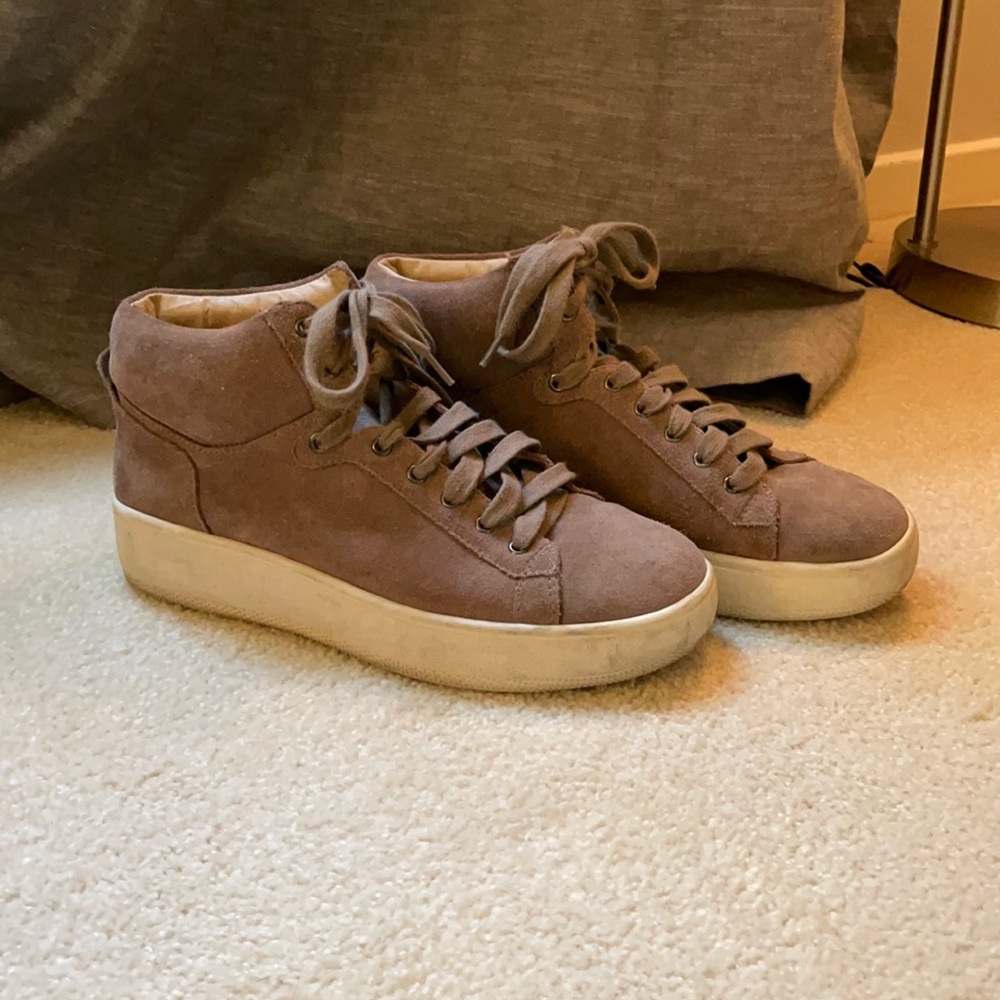 J/Slides platform high tops